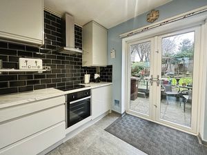 Photo 15- click for photo gallery